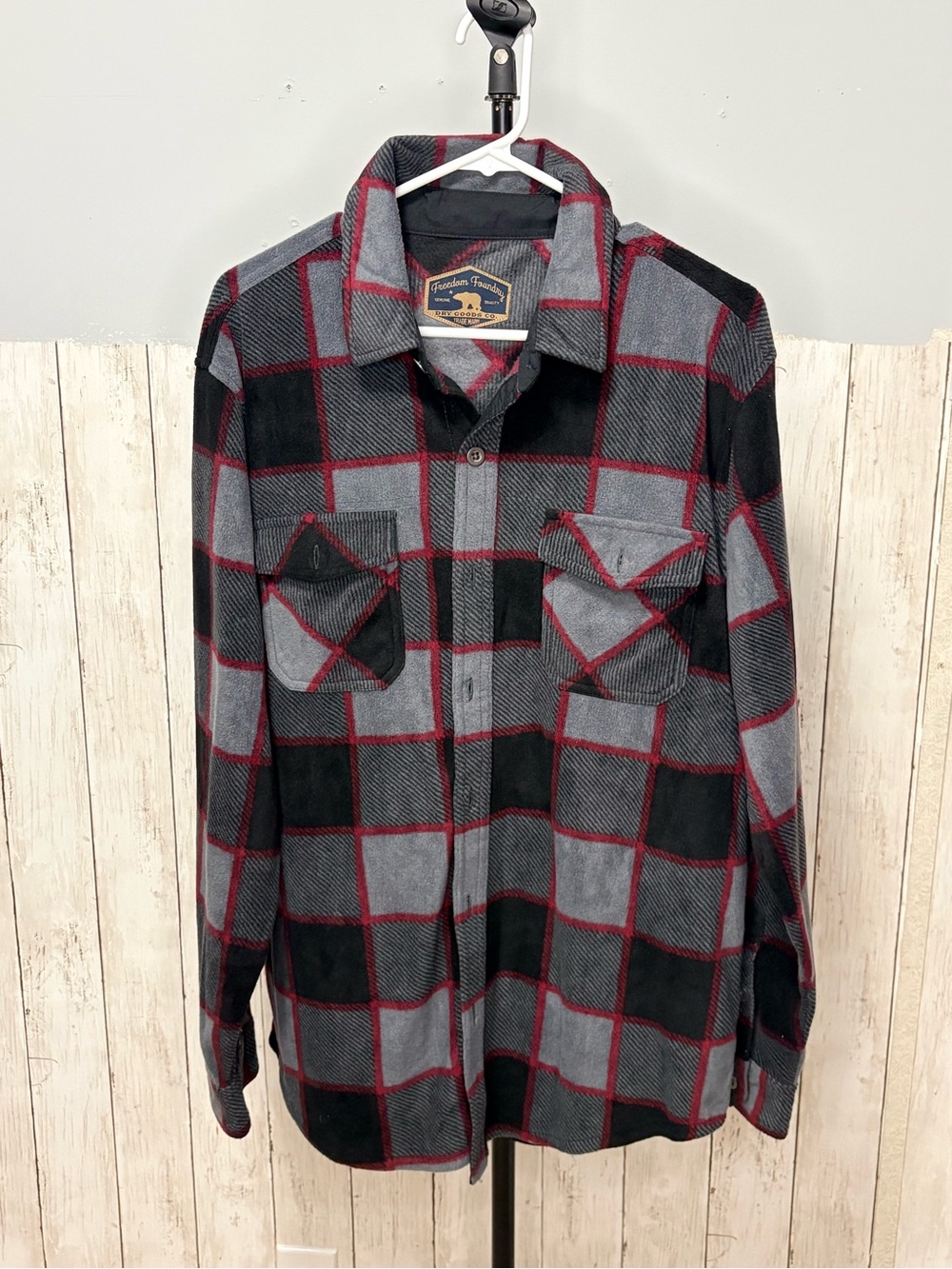 Fleece Gray & Black Plaid Button-Up Shirt with Red Accents